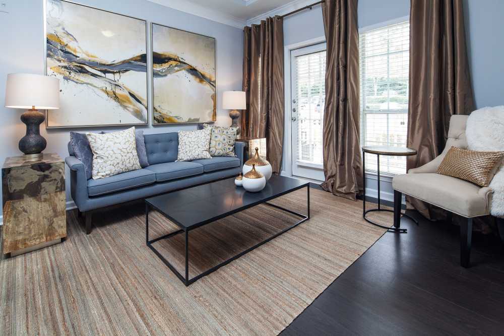 Spacious living room at Oaks at Sugarloaf in Lawrenceville,Georgia