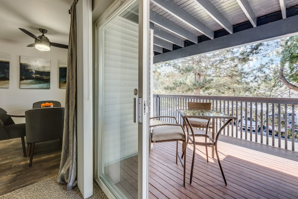 Dining room and outdoor patio area at Cascade Ridge in Silverdale, Washington