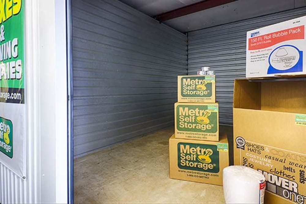 Secure self storage at Metro Self Storage in Willow Grove, Pennsylvania