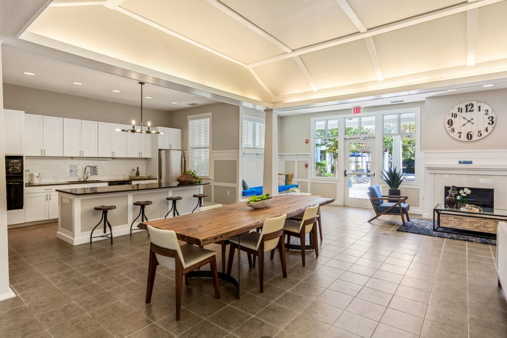 Clubhouse dining area at Cottage Trails at Culpepper Landing in Chesapeake, Virginia