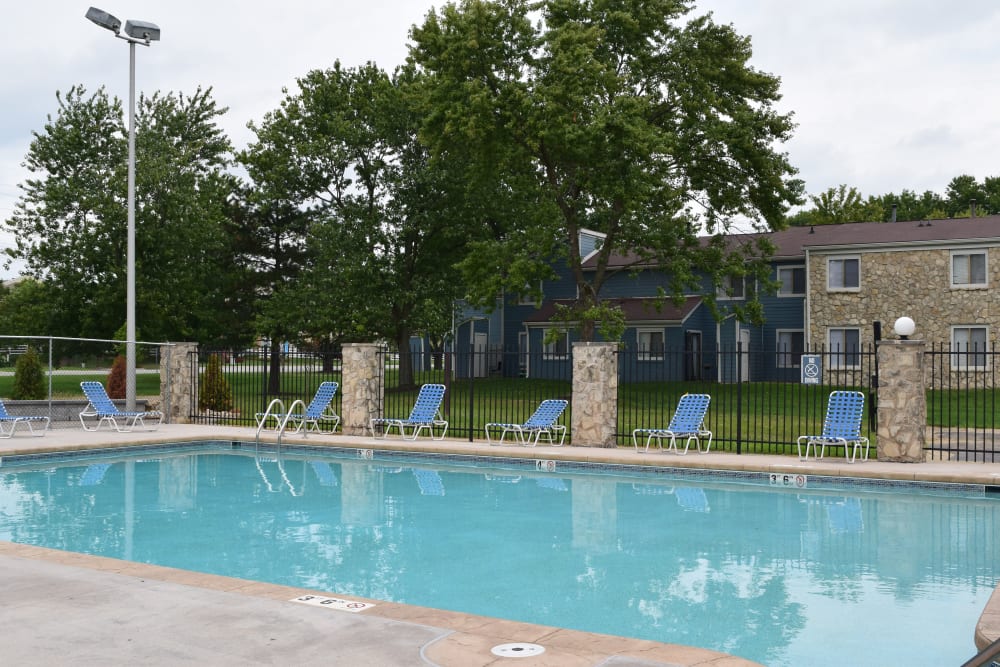 Swimming pool and lounge chairs at Lakeshore Reserve Off 86th in Indianapolis, Indiana