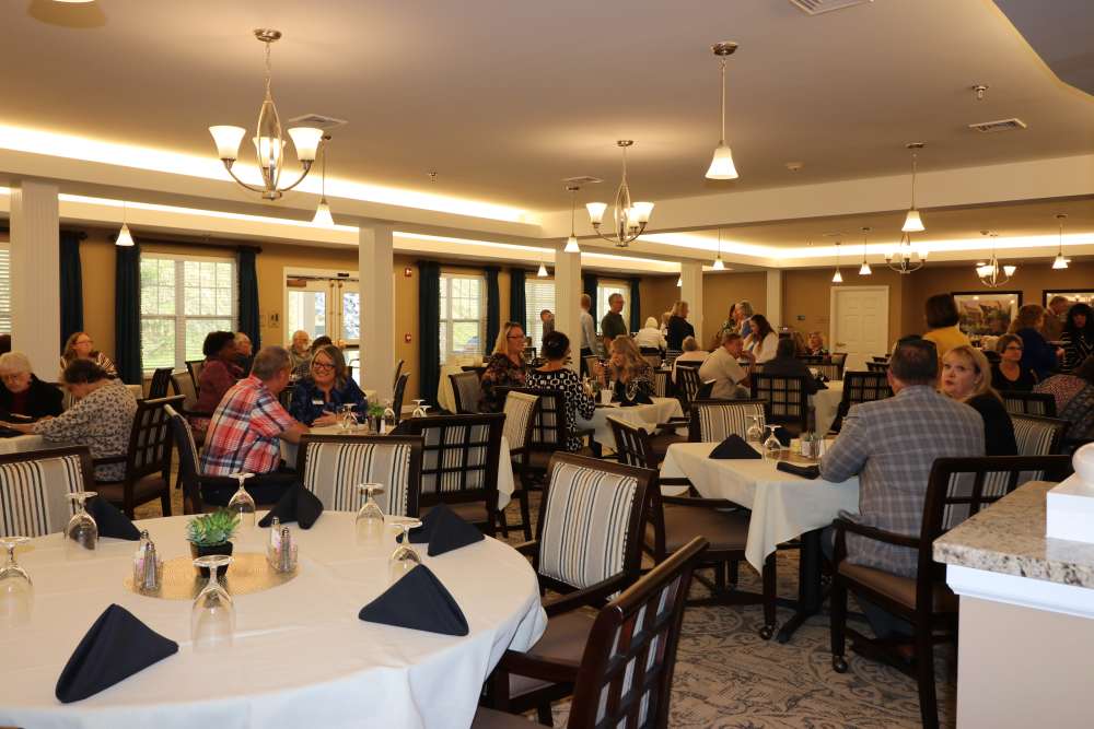 Dining room at The Harmony Collection at Roanoke - Assisted Living in Roanoke, Virginia
