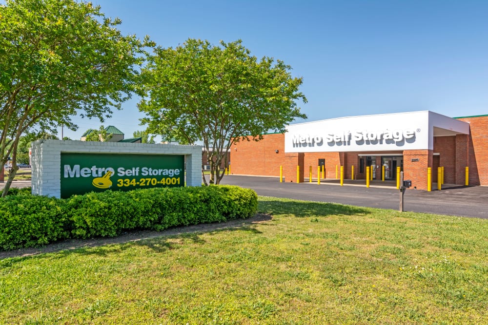 Facility sign at Metro Self Storage in Montgomery, Alabama