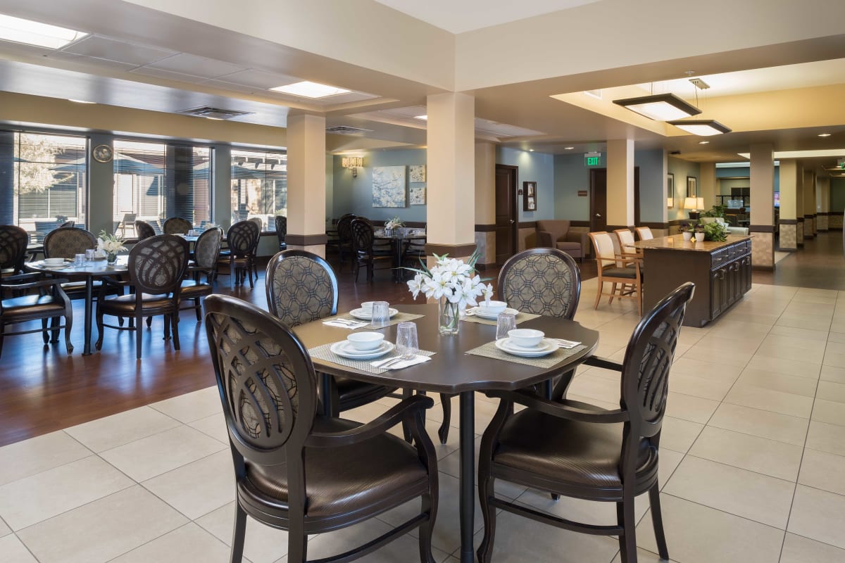 A large dining room at Avenir Memory Care at Scottsdale in Scottsdale, Arizona.