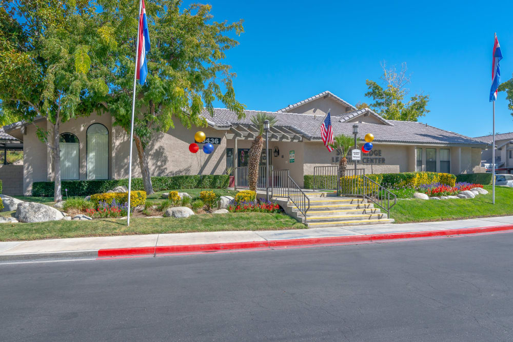 Community room at Sunset Ridge Apartments in Lancaster, California
