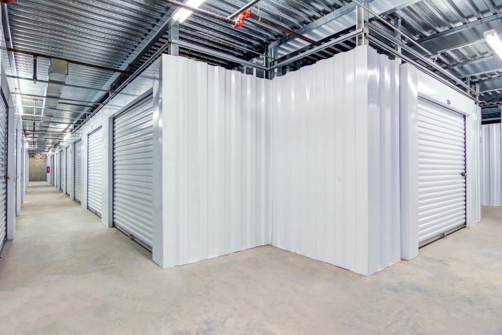 Metro Self Storage offers indoor units in Conyers, Georgia