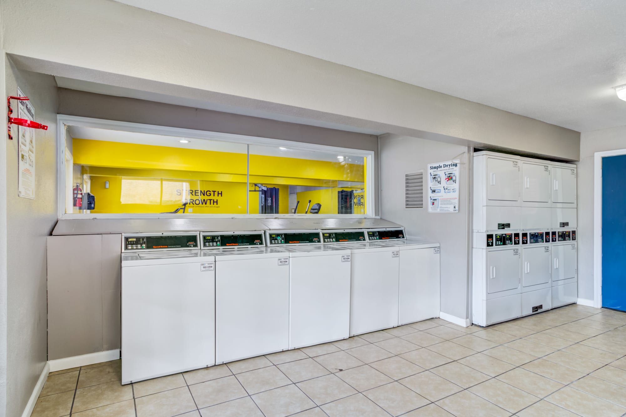 Laundry room at Regents Walk in Houston, Texas