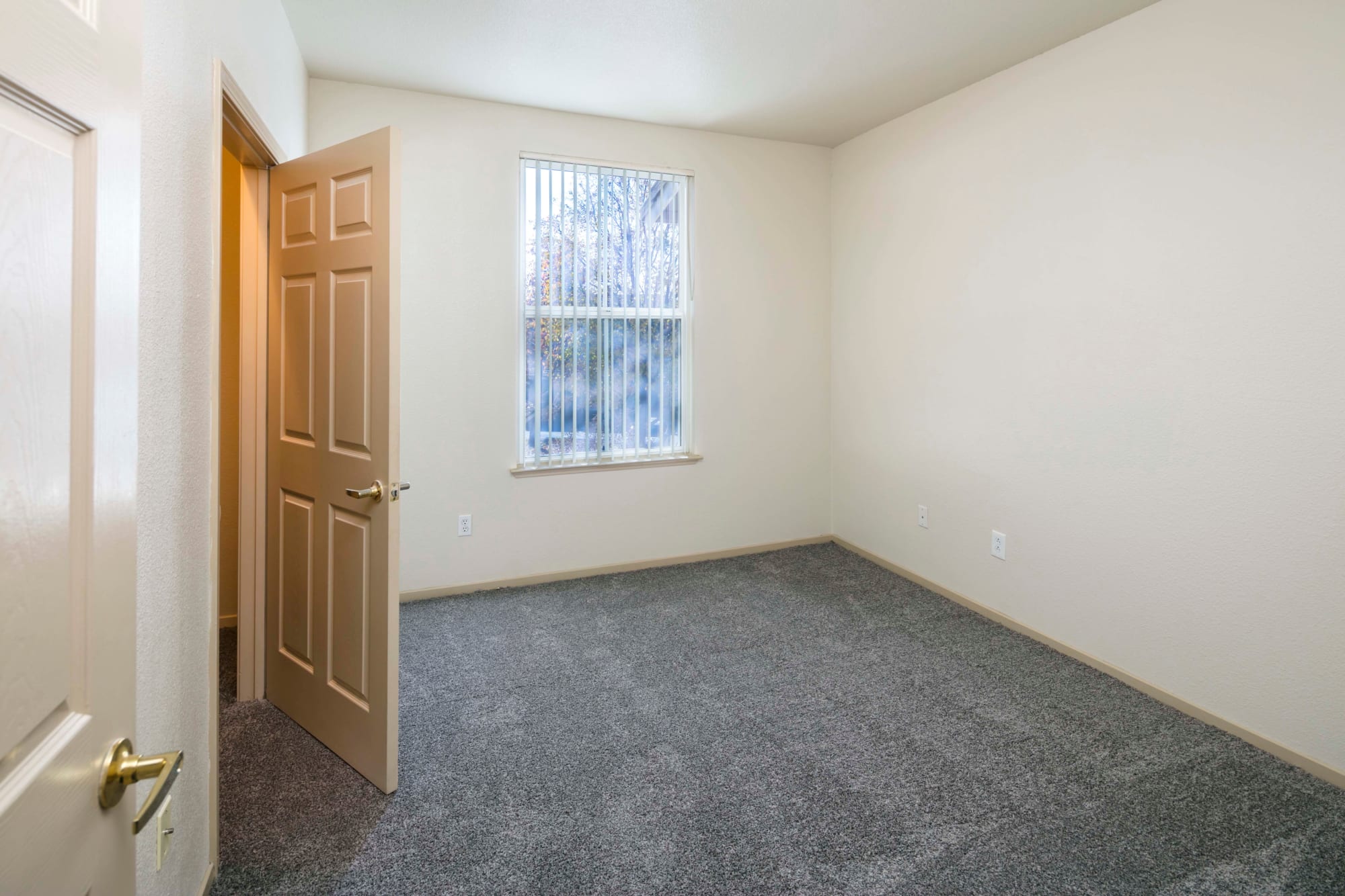 Photos of Natomas Park Apartments in Sacramento, CA
