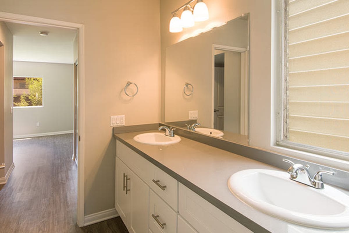Bathroom with double sinks at The Retreat at Thousand Oaks, Thousand Oaks, California