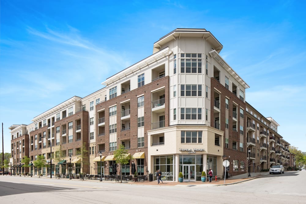 Exterior of 401 Oberlin in Raleigh, North Carolina