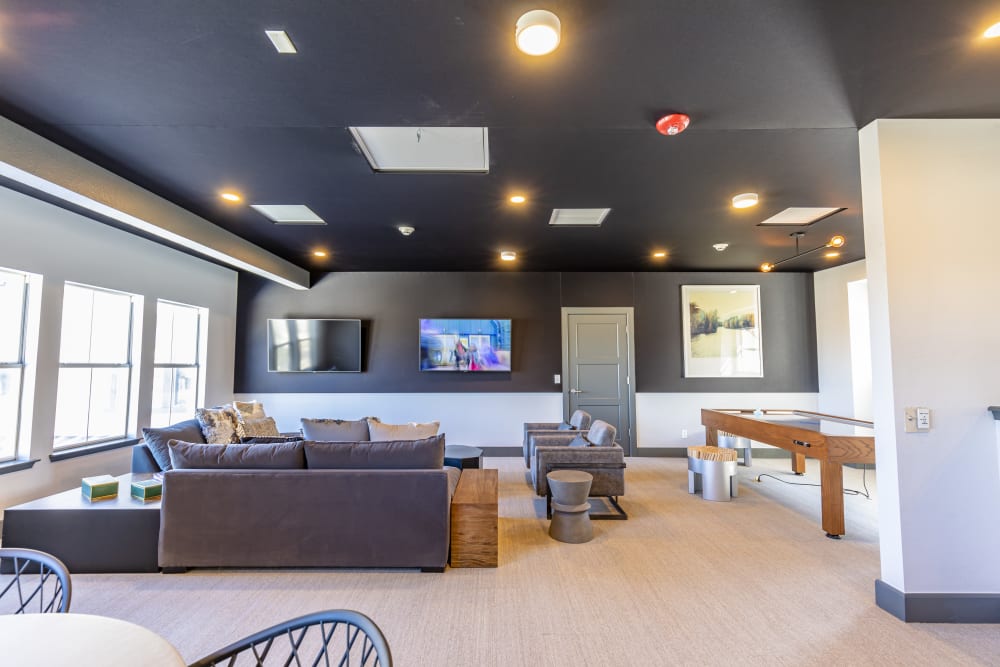 The spacious and relaxing clubhouse at Altitude Westminster in Westminster, Colorado