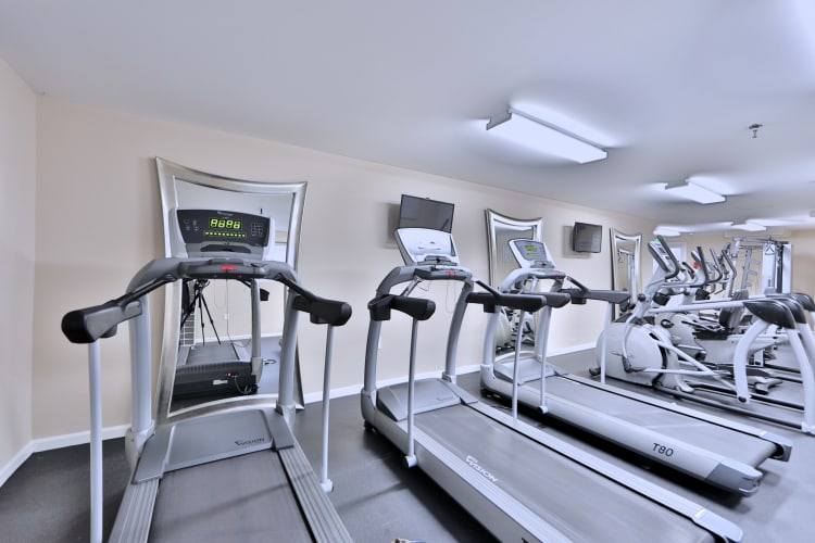 Northwest Crossing Apartment Homes offers a fitness center in Randallstown, Maryland