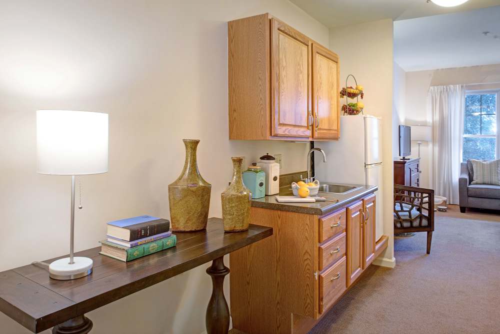 Studio kitchen at Glenncrest at Siegen in Baton Rouge, Louisiana