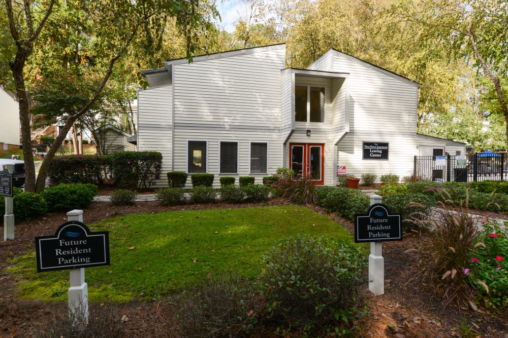 Exterior view of apartments at Three Rivers in Columbia, South Carolina
