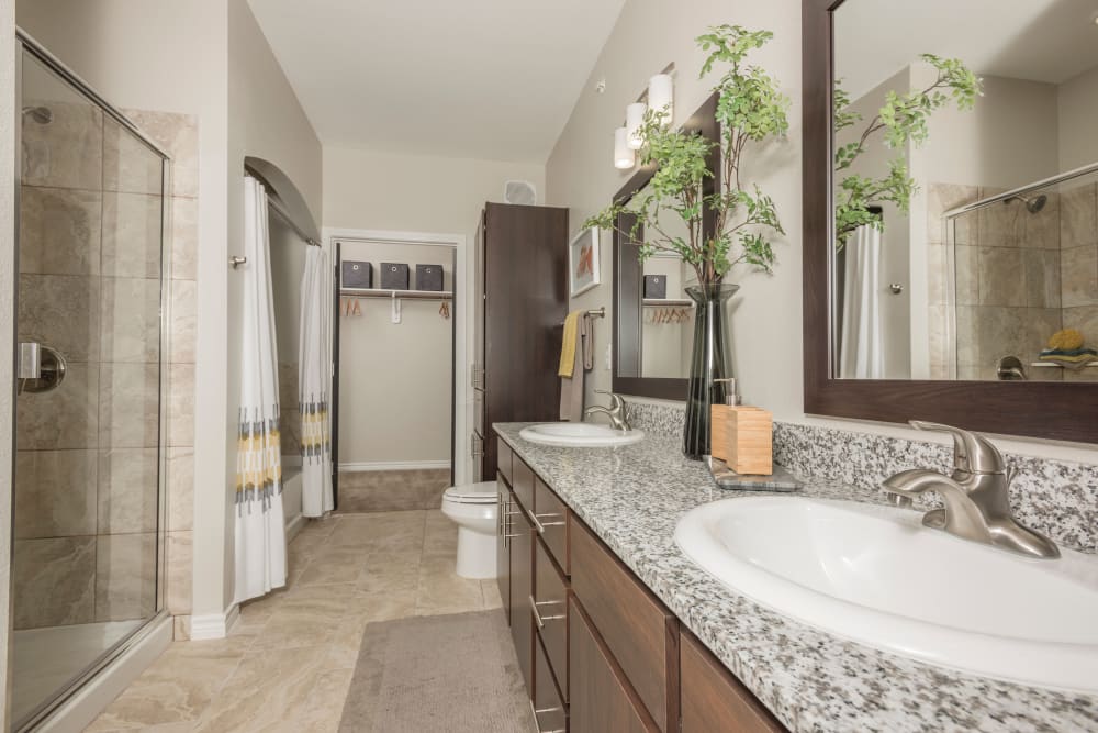 Spacious bathrooms at The Abbey at Dominion Crossing in San Antonio, Texas