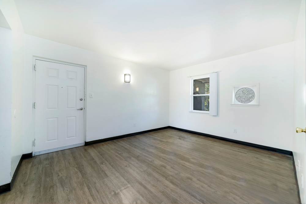 Living area at Magnolia Terrace in Tallahassee, Florida
