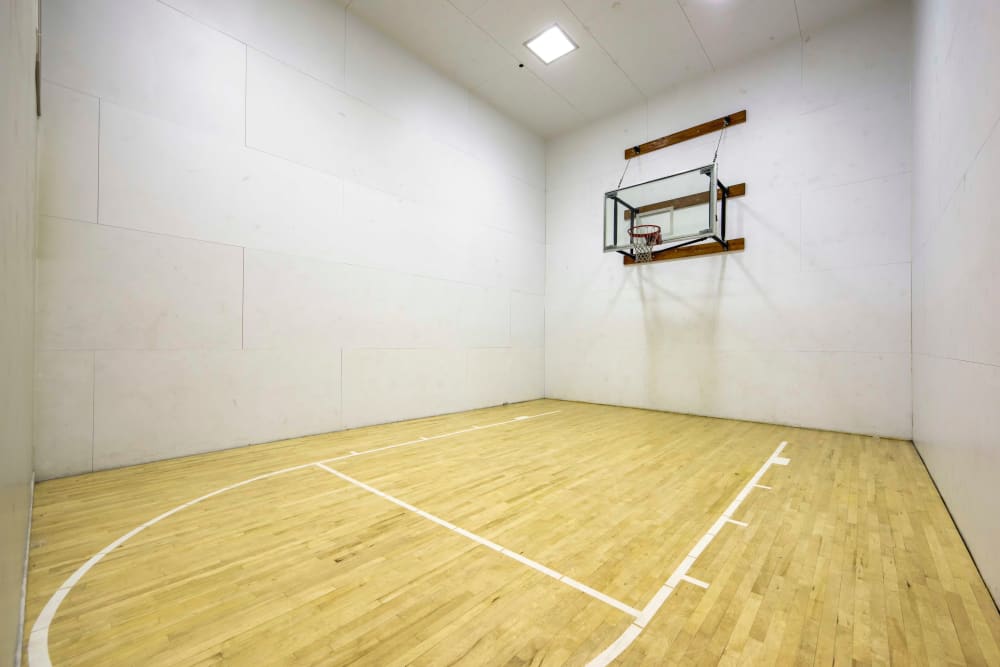 Basketball court at Sierra Del Oro Apartments in Corona, California