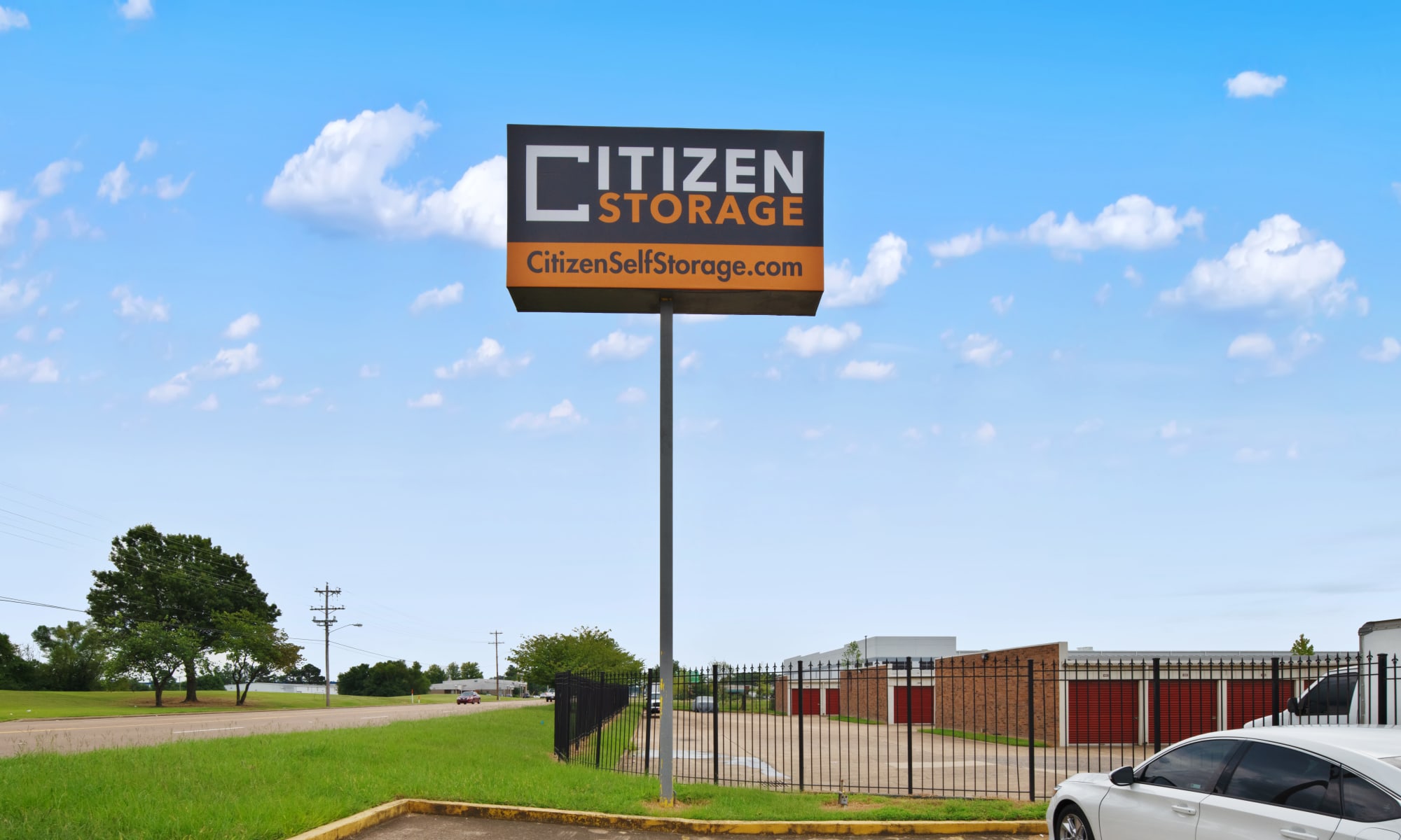 Storage Units Olive Branch, MS near Olive Branch Airport Citizen Storage