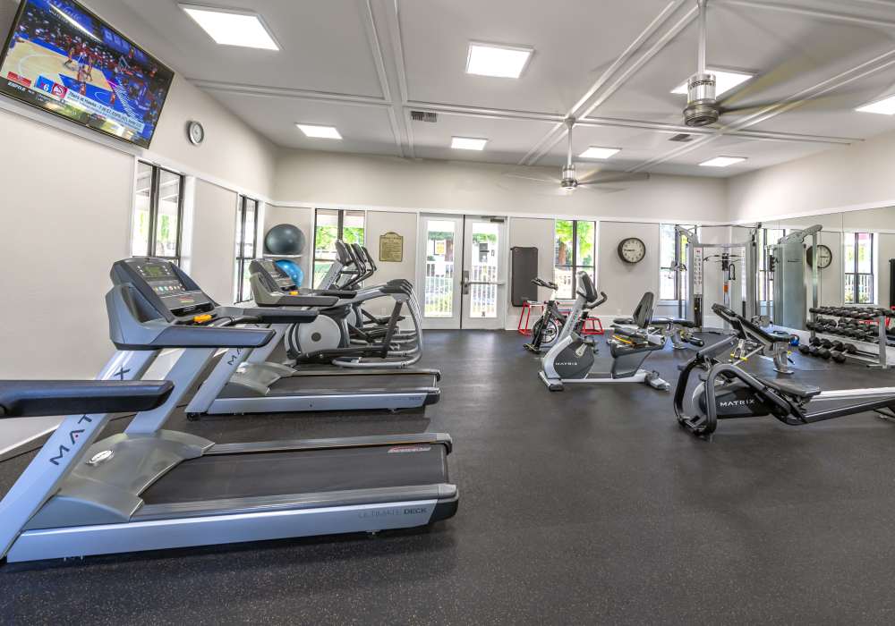 State-of-art fitness center at Cotton Wood Apartments in Dublin, California