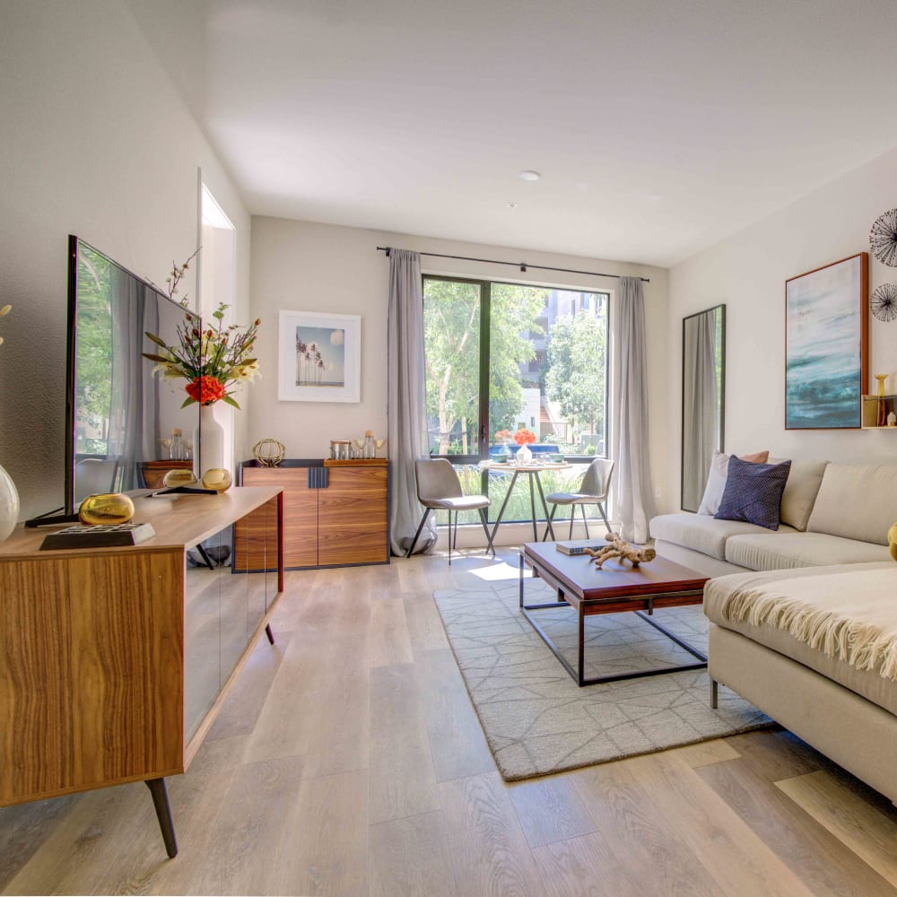 Bright and airy living room at Sofi Riverview Park in San Jose, California