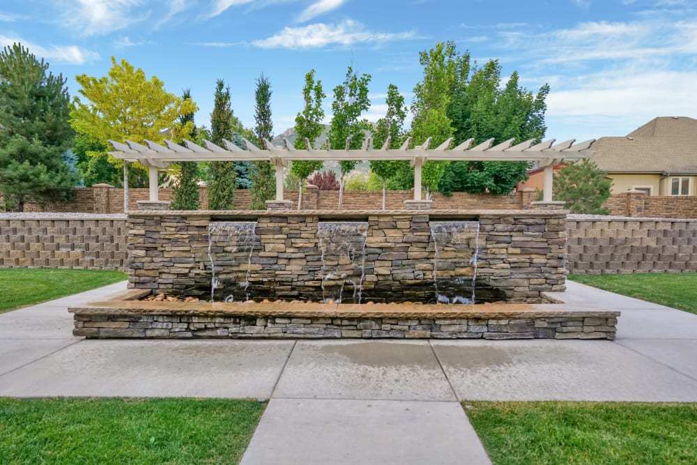 Trelis in garden at Highland Glen in Highland, Utah