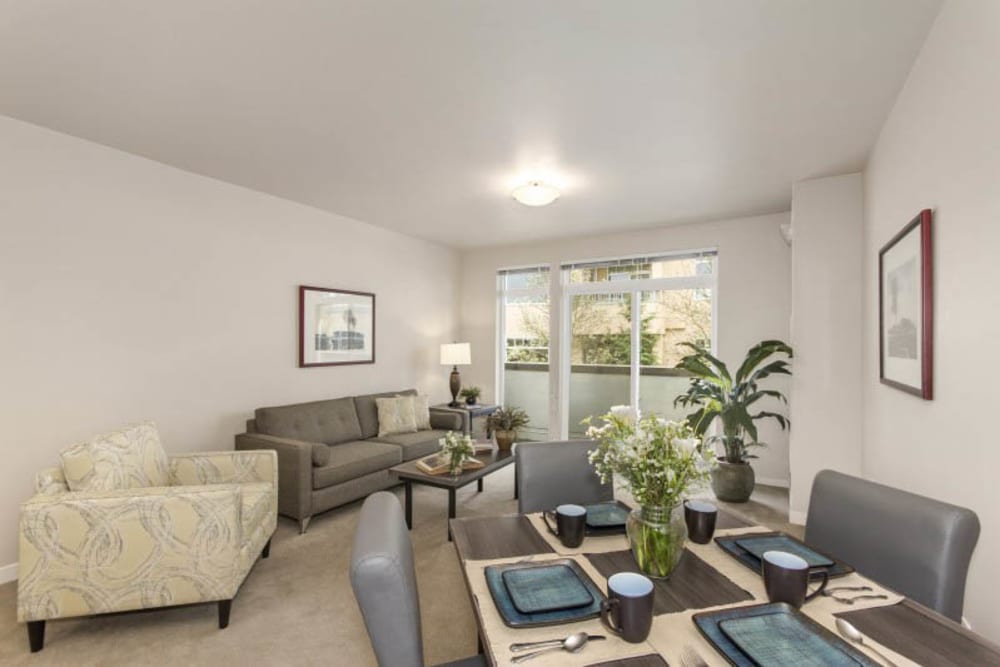 Photos of Merrill Gardens at Kirkland in Kirkland, WA