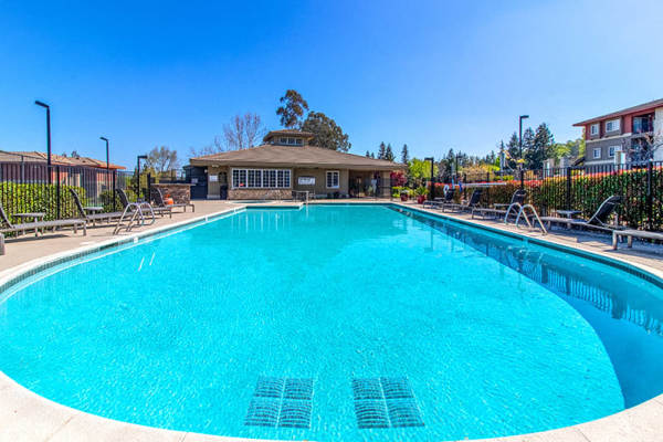 Sparkling pool at Sterling Ranch in El Dorado Hills, California