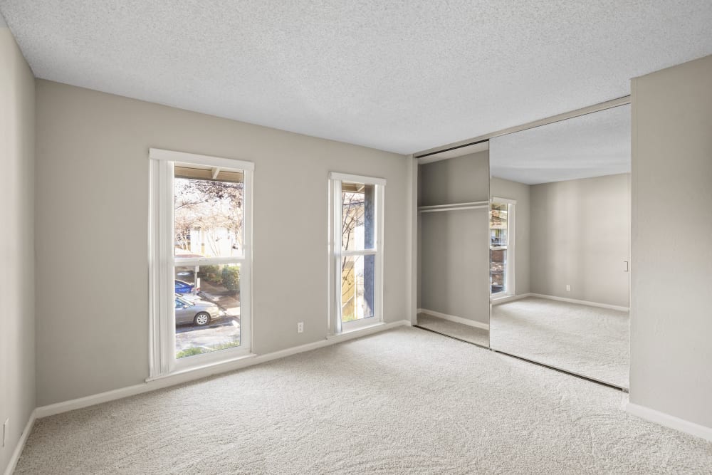 Carpeted bedroom at Montecito Apartments in Santa Clara, California