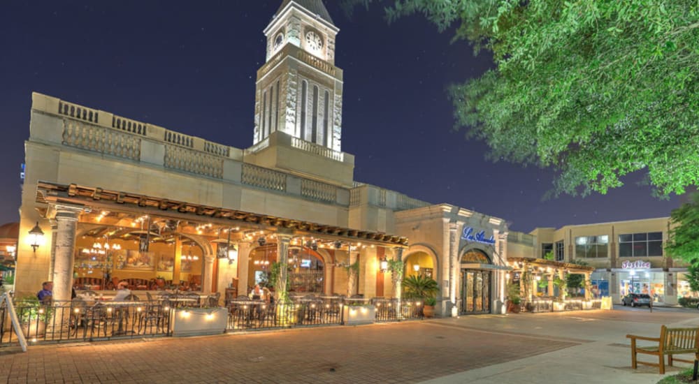 Local restaurants and shopping near Waterstone at Cinco Ranch in Katy, Texas