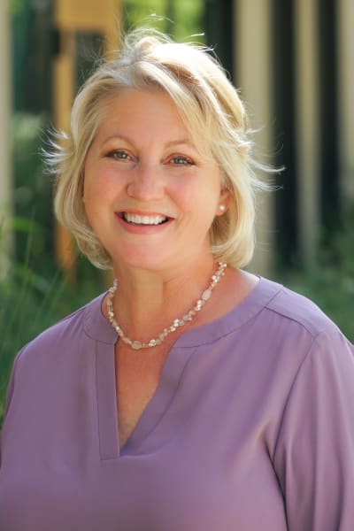 Lesley Yanak | VP of Marketing & Sales