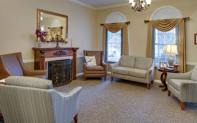 Fireside seating at Dogwood Pointe Senior Living in Milan, Tennessee