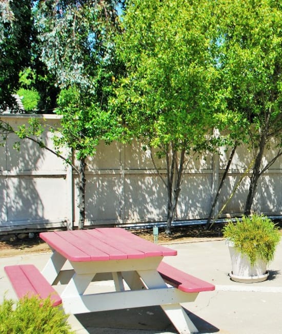 Sacramento, CA 1 & 2 Bedroom Affordable Apartments in ArdenArcade