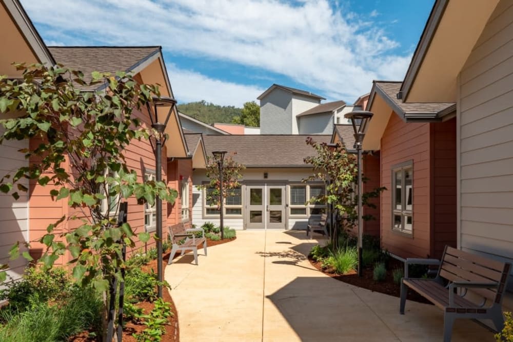 Outside path at The Landing a Senior Living Community in Roseburg, Oregon. 