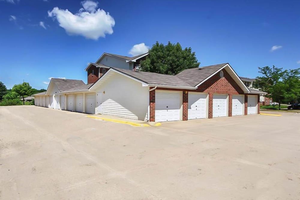 55 And Over Apartment Community In Iowa City Ia Regency Heights