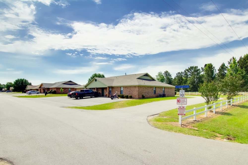 Spacious roads at Parkview Estates in Liberty City, Texas