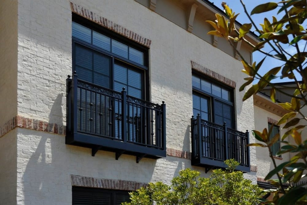 windows on the exterior of The Blake at Flowood in Flowood, Mississippi