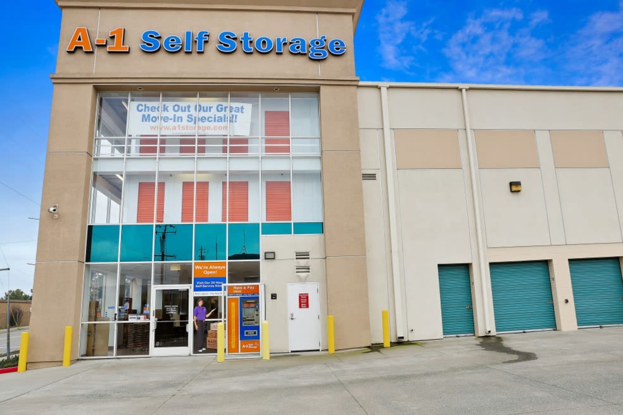 Photos of A1 Self Storage in Oakland, California near Melrose