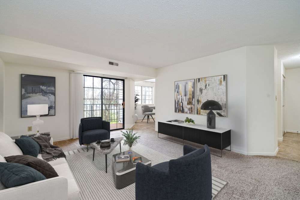 Well-furnished living area at Carriage Court in Cincinnati, Ohio