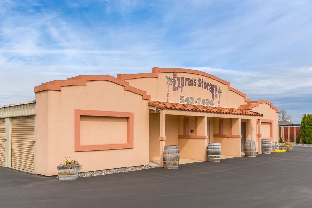 Exterior at Express Storage in Pasco, Washington.