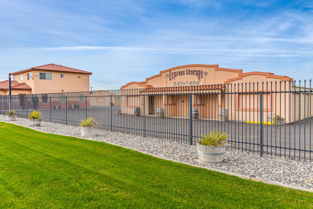 Exterior at Express Storage in Pasco, Washington.