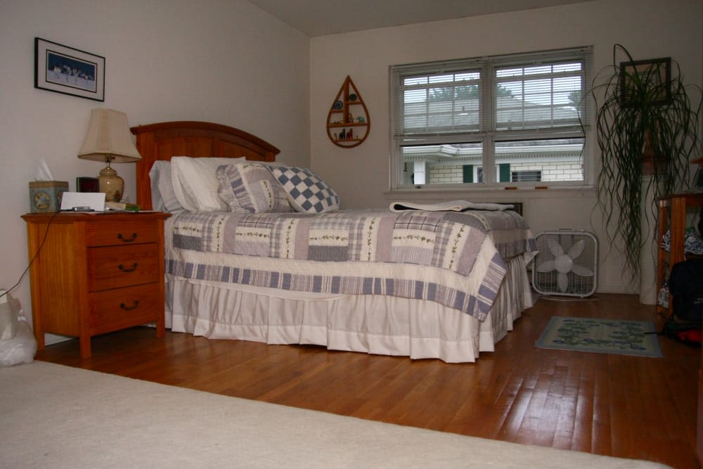 Bedroom at Shenandoah Arms in Spring Lake, New Jersey