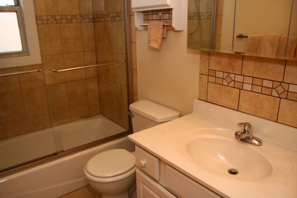 Bathroom of Riverwood Commons in Bordentown, New Jersey