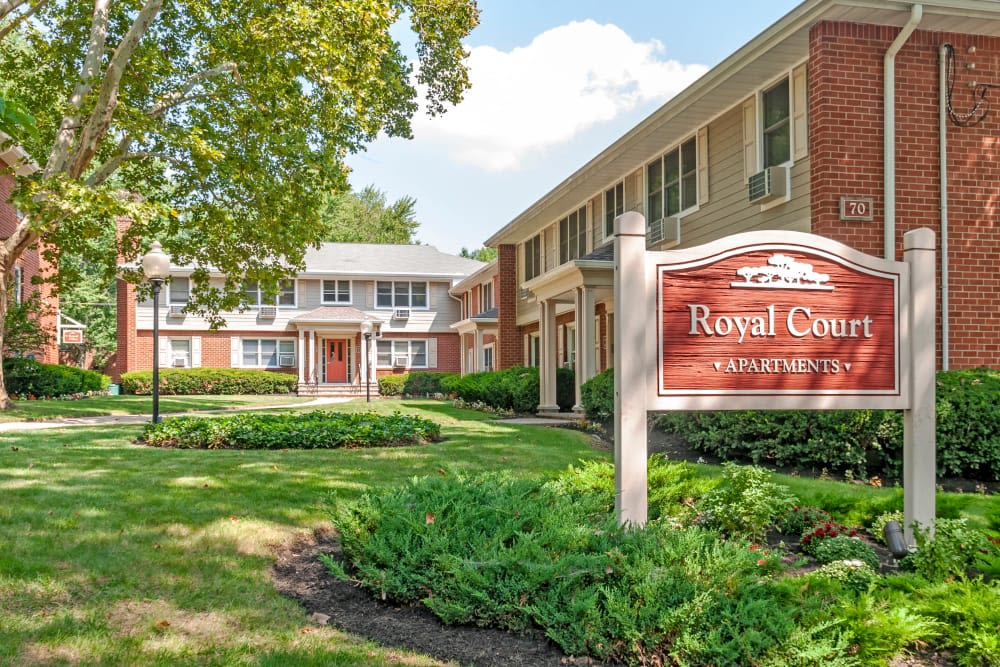 Signage at Royal Court Apartments in River Edge, New Jersey