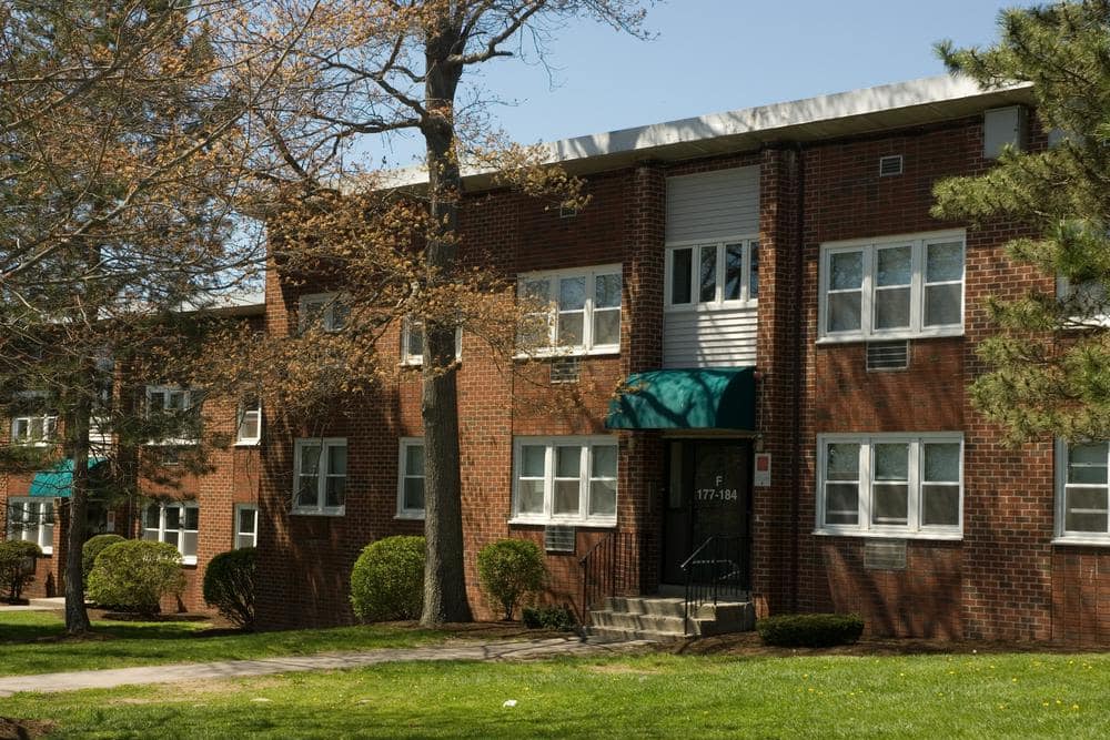 Brockton Ma Apartments For Rent Near East Bridgewater