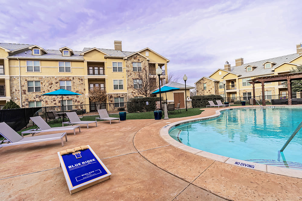 Resort-style swimming pool at Blue Ridge in Midland, Texas