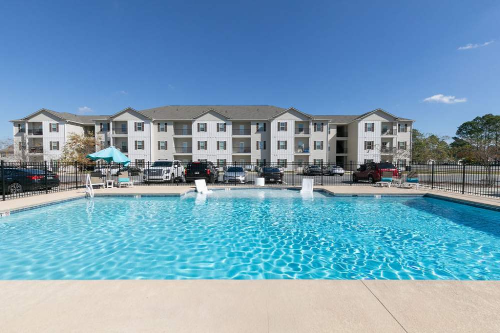 Property pool at Patriots Place in Valdosta, Georgia  
