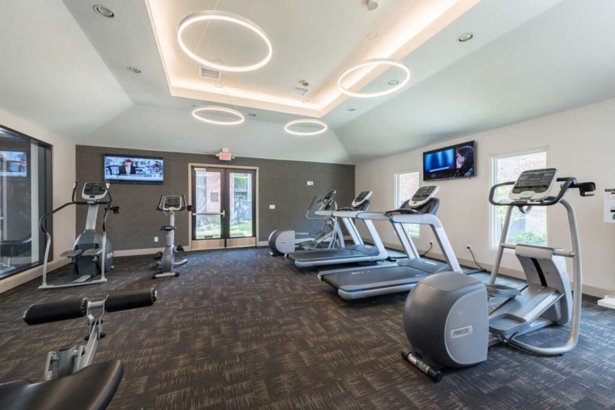 Fitness center at Vintage at 18th Street in Houston, Texas