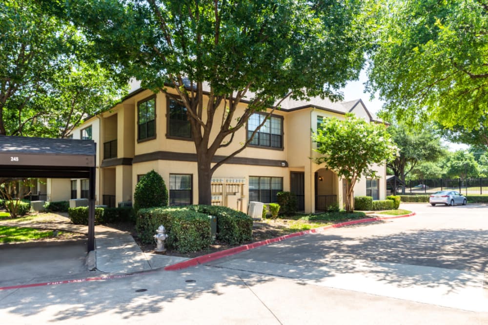 Unit exterior at Marquis at Waterview in Richardson, Texas