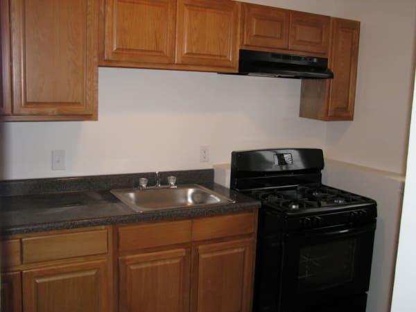 Model kitchen at Springwood Gardens