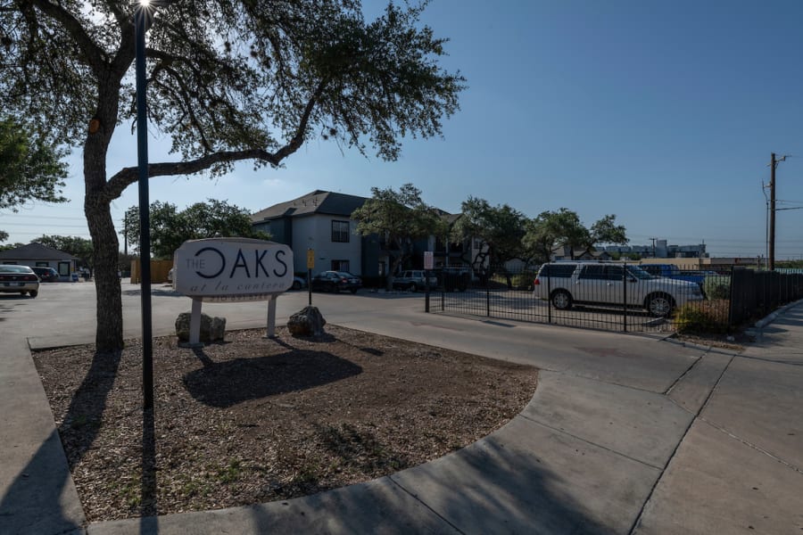 rental center at Oaks at La Cantera in San Antonio, Texas